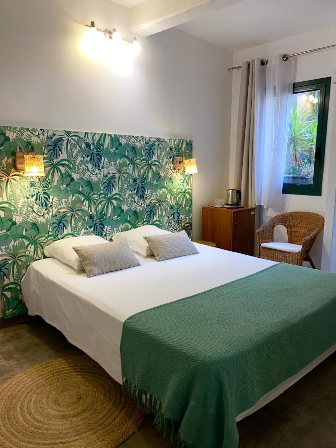 Logis Hotel La Feniere La Bouilladisse Exteriér fotografie